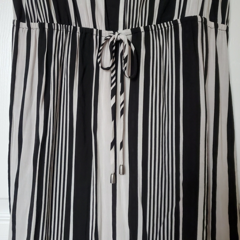 SOLD MERC - Picture 5 of 10